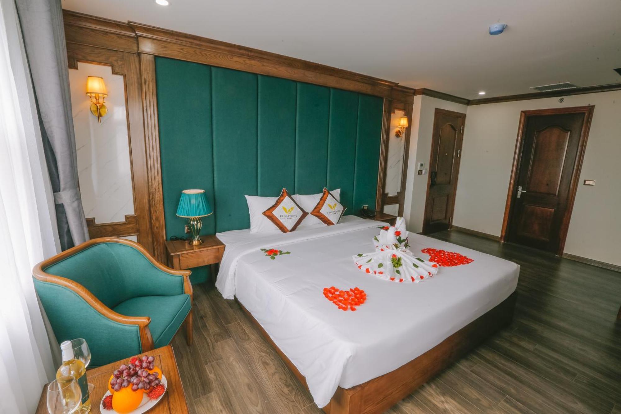 Prosperity Boutique Halong Hotel & Restaurent Χα Λονγκ Εξωτερικό φωτογραφία